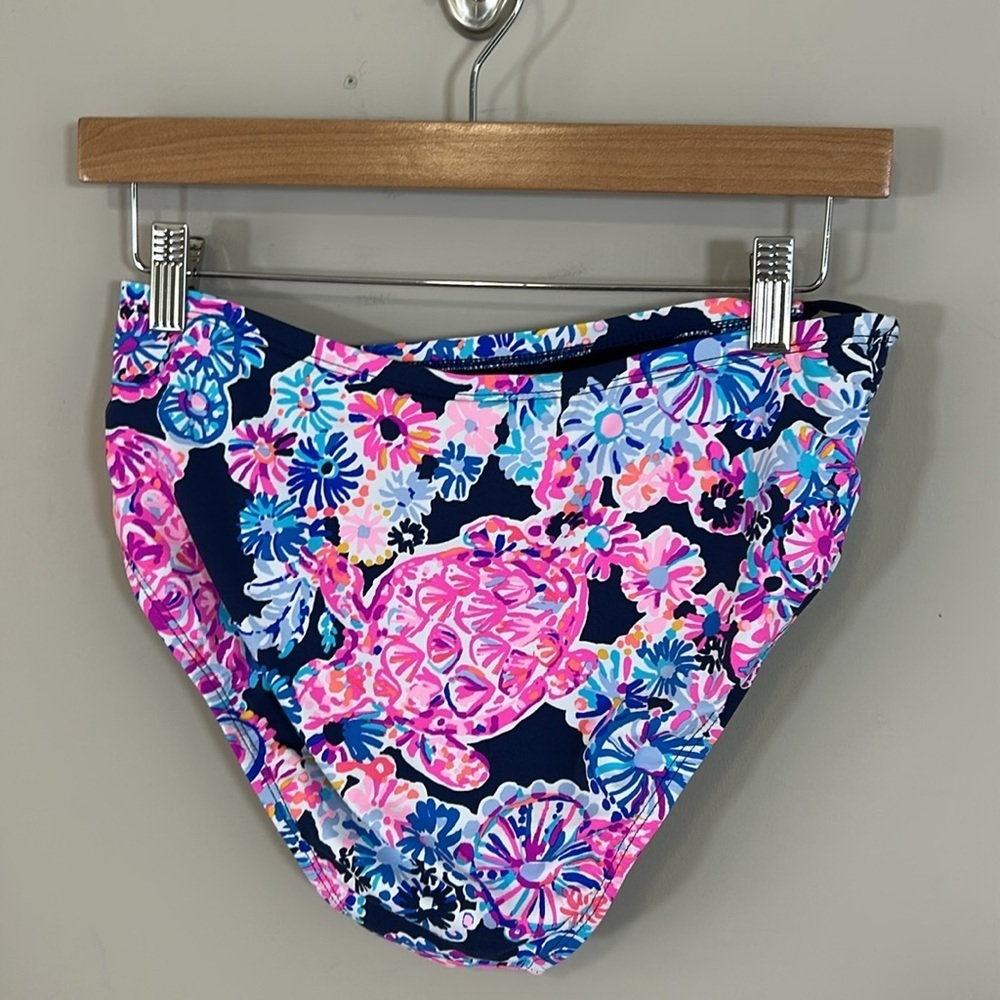 Lilly Pulitzer Bikini Set Niall Top Sz 2 Ruby Bottom Sz 6 Turtle Amazement Navy - Picture 10 of 14